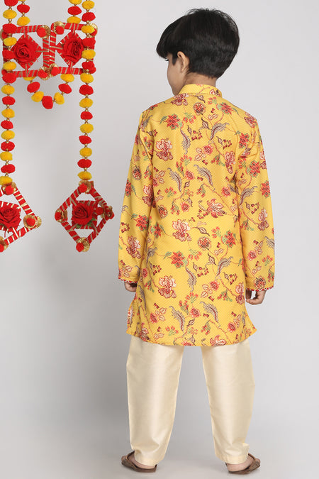 Vastramay Multicolor-Base-Mustard And Cream Baap Beta Kurta Set